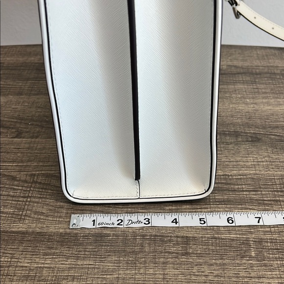Michael Kors | “Maple” Optic White Large Leather Satchel w/Small Studs 🤍 - Picture 14 of 14